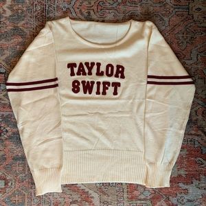 TAYLOR SWIFT RED merch sweater